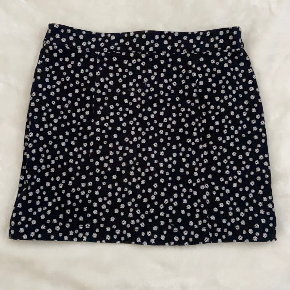 Forever 21 floral mini skirt